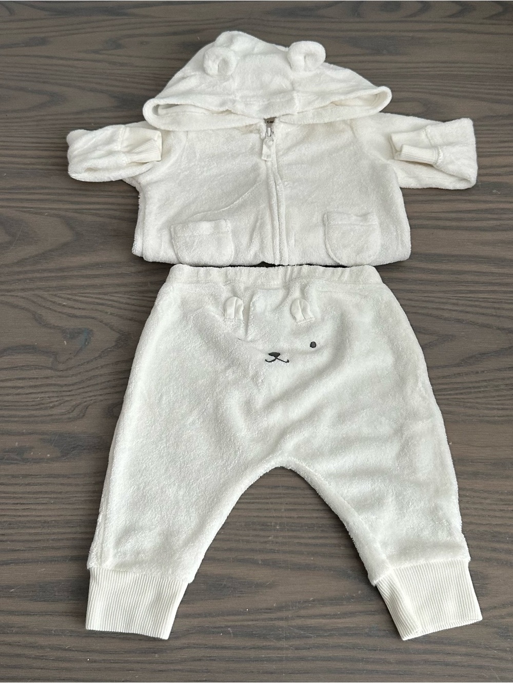 CARTERS BABY TRACKSUIT